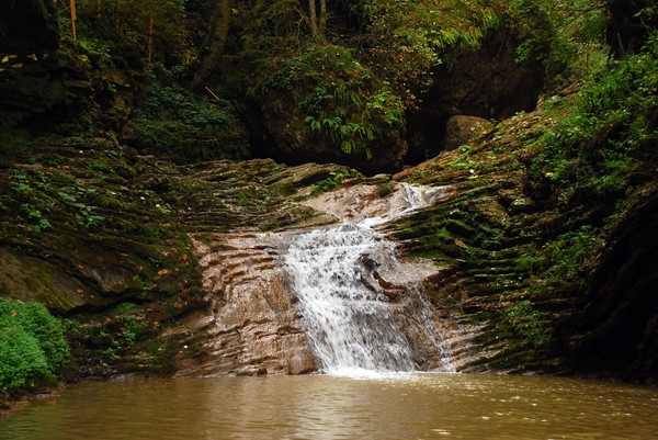 Хаджох, река Руфабго, водопад Каскадистый