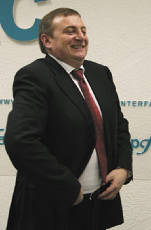 Анатолий Пахомов (вверху) считает, что бедным в Сочи не место