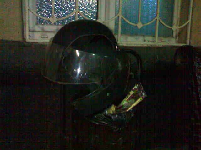 разбитый шлем