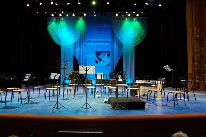 в ожидании Музыки