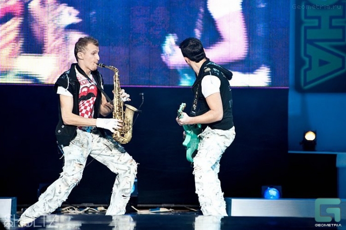 Дуэт "В тему" - Максим Шкабарин и Дмитрий Кузьменко