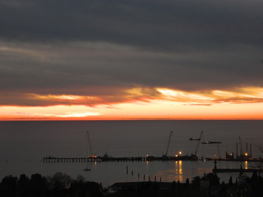 Закат выходного дня...