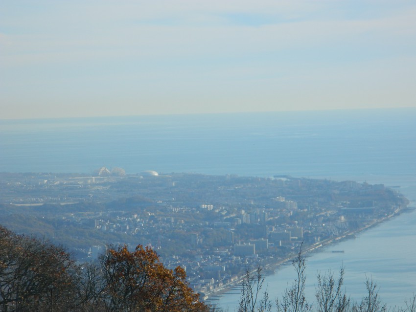 Над адлером дымка ещё хуже