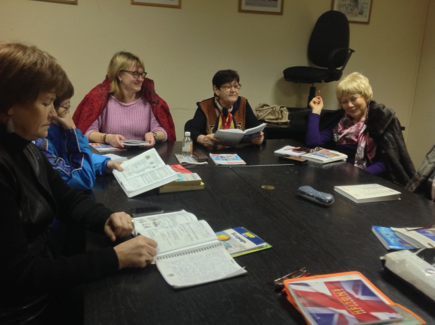 Студенты 2-го курса.