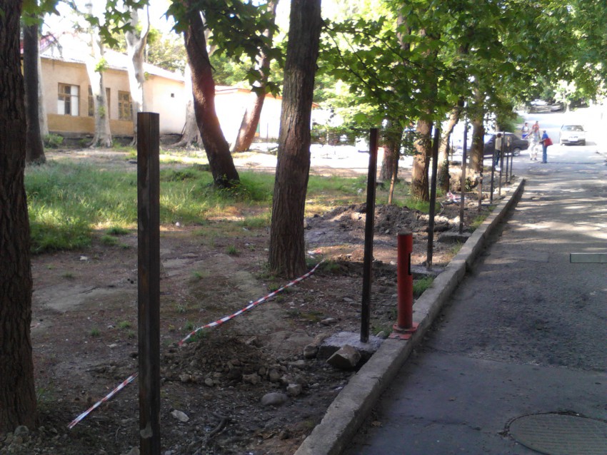 А это снимок наверх, к СШ№2