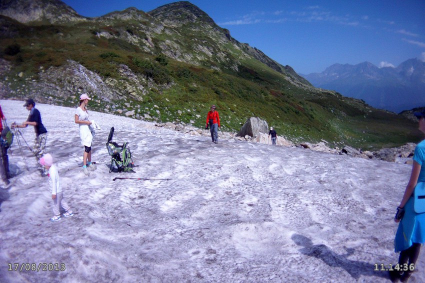 побродили по снежнику