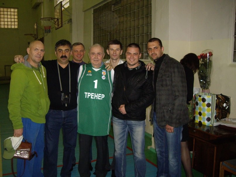 Тренер номер 1