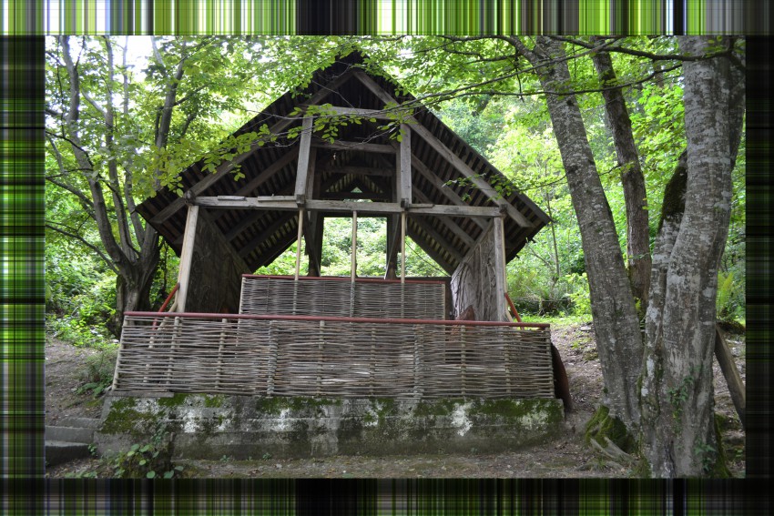 домик для отдыха на озере Адлер