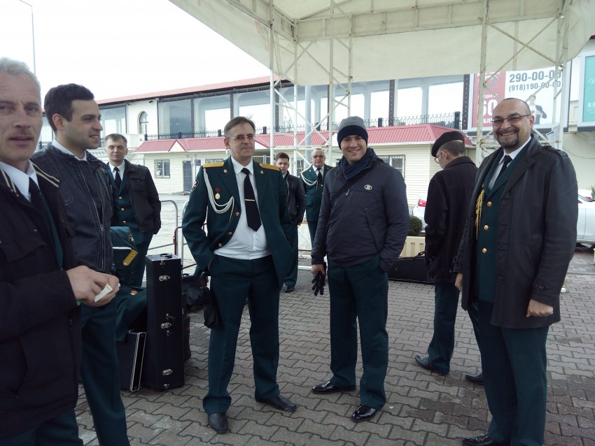 Армейская выдержка пригодилась в таком холодном и негостеприимном Сочи