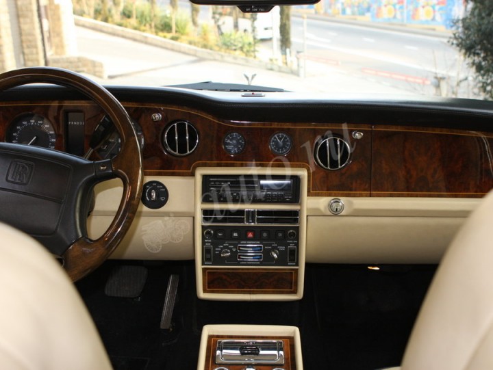 Rolls-Royce Silver Spur // 1996 года