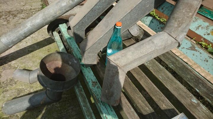 Водоприемная воронка для крыши (выпускная воронка)