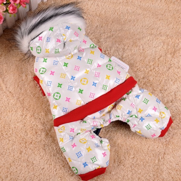 Одежда для собак большой выбор