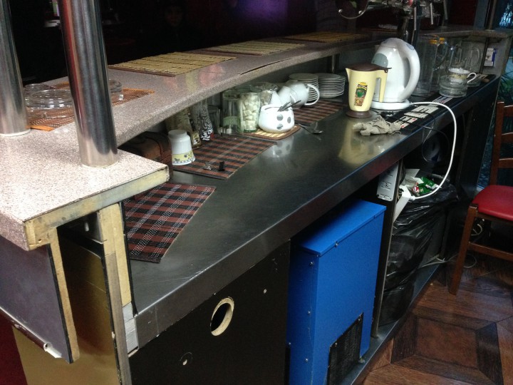 Продаю барную стойку. 