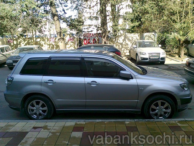 Продам Mitsubishi Airtrek 2003г.в.