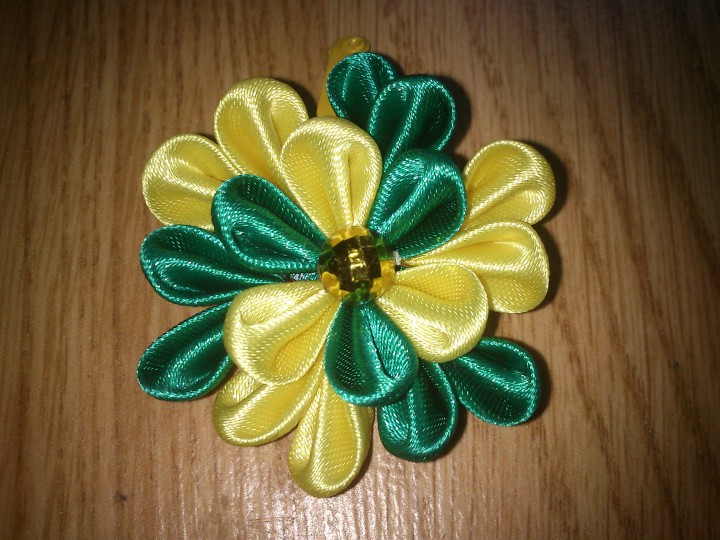 Заколки и резинки ручной работы