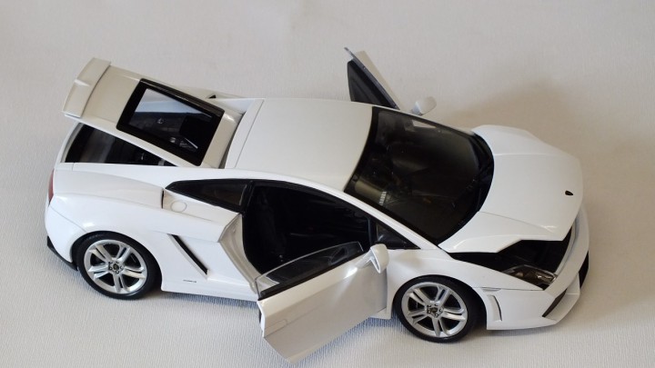 Масштабная модель Lamborghini Gallardo LP560 Welly 1/18. 600руб