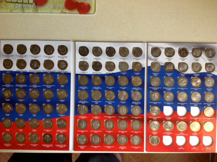 Продам коллекции монет.