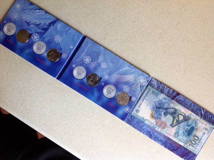 Продам коллекции монет.