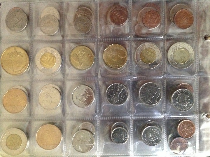 Продам коллекции монет.