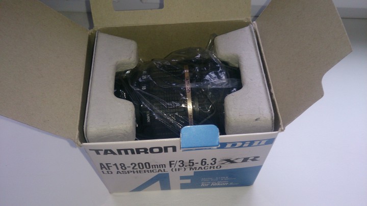 Продам фотообъектив Tamron