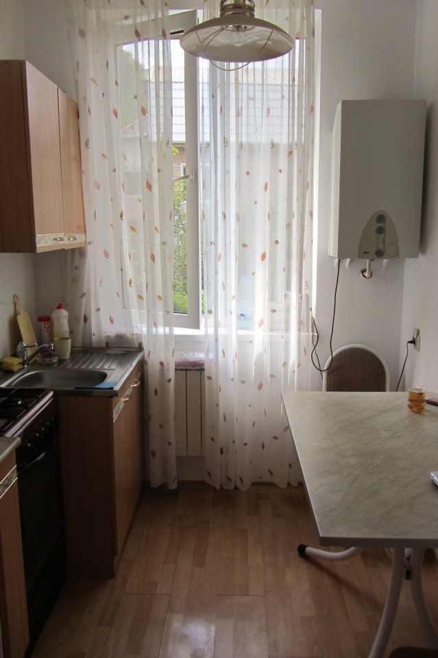 Ищу девушку славянской внешности на подселение 