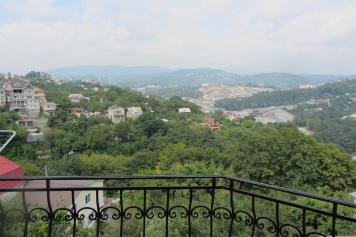 Ищу девушку славянской внешности на подселение 