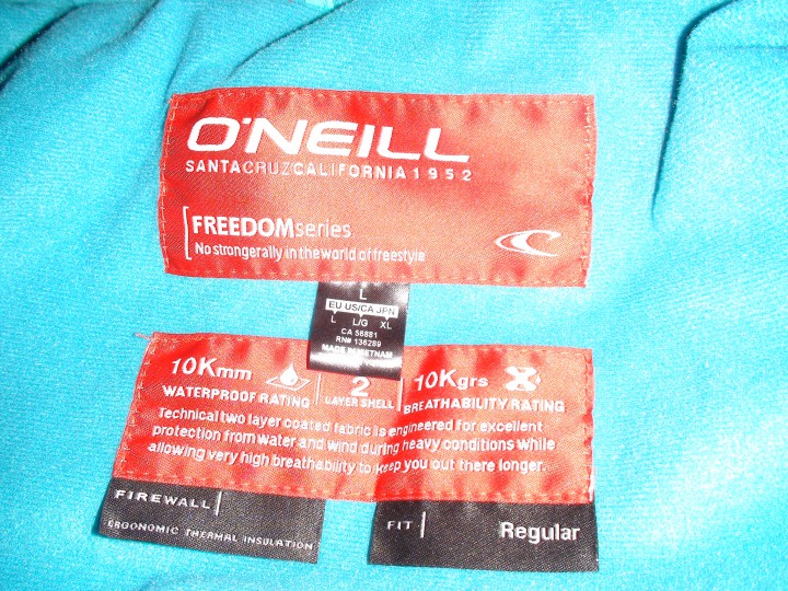 Продам  комбинезон (сноуборд/лыжи) O'NEILL