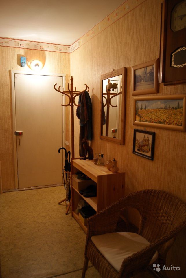 Продам 2-комн. квартиру. Ул.Надежная 