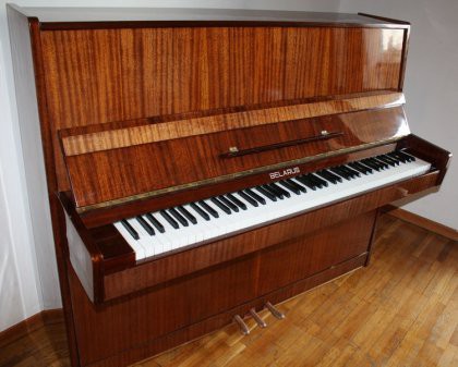Отдам пианино "Беларусь" бесплатно