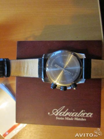 Швейцарские часы Adriatica.