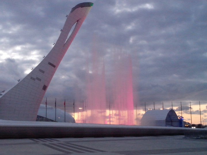 Сдается 2 комнатная Адлер, ул. Гастелло, 29