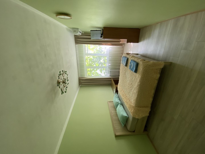 Сдам посуточно 2 коме квартиру УЛ Островского, 37