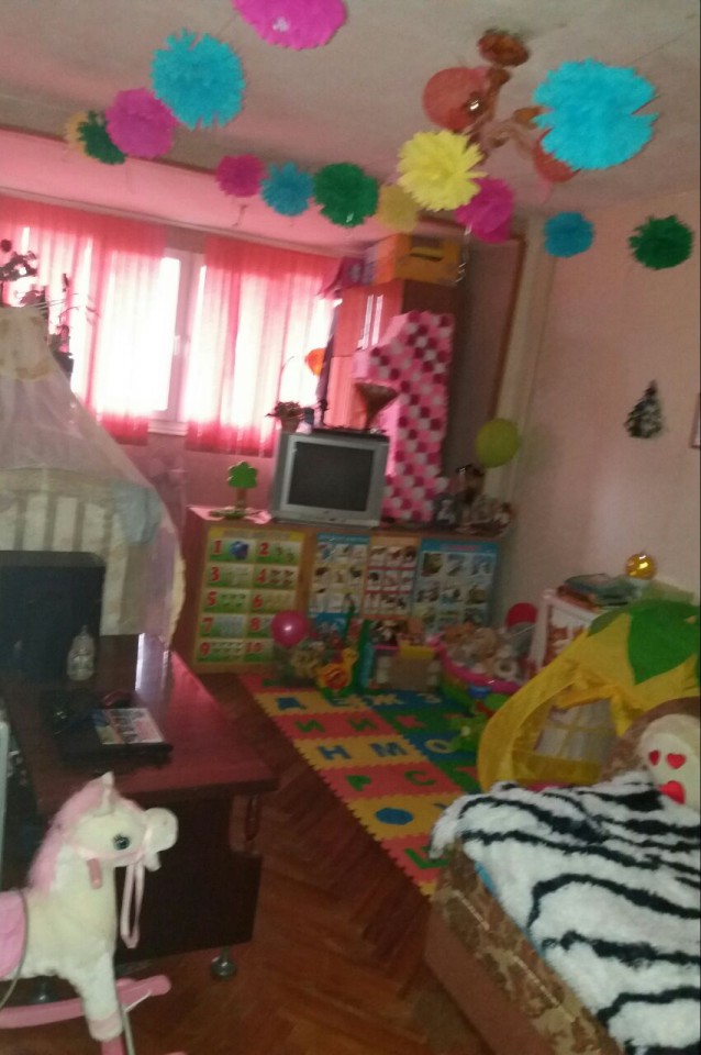 Продаю 2-х комнатную квартиру ул.Чехова 58