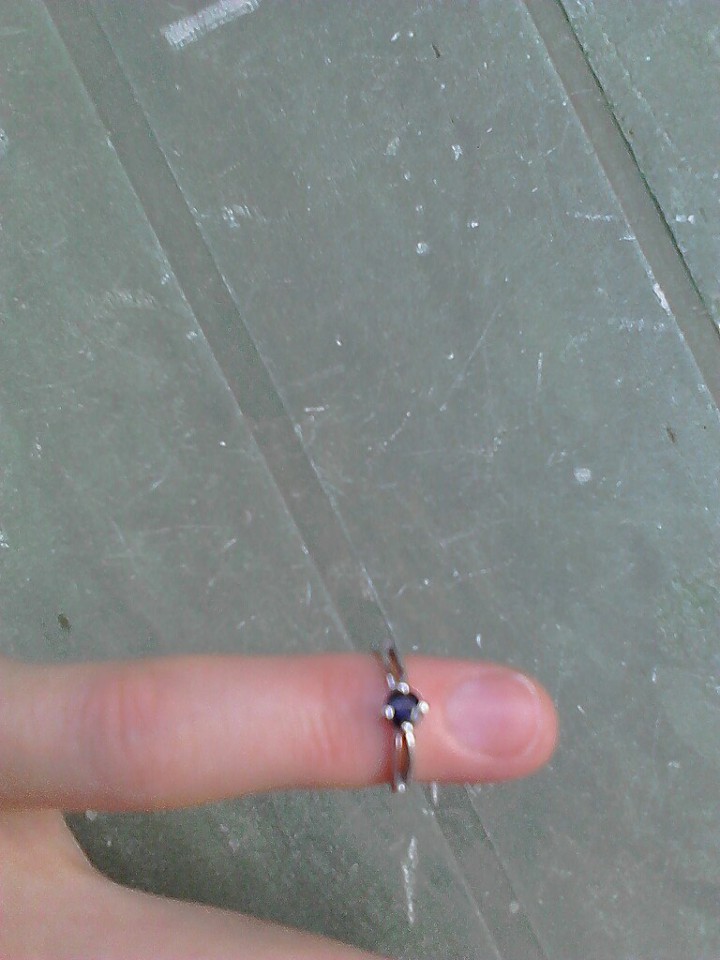 утеряна серьга, нашедшему вознаграждение