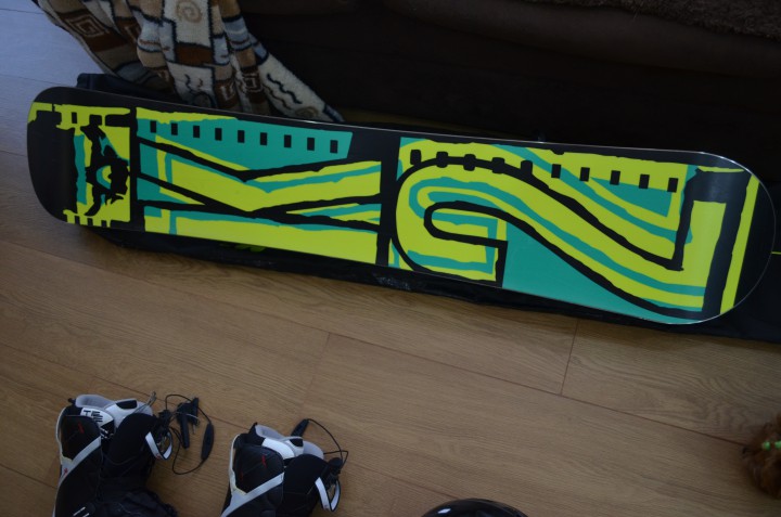Сноуборд. Доска,Чехол,Крепеж,Боты,Шлем,Перчи