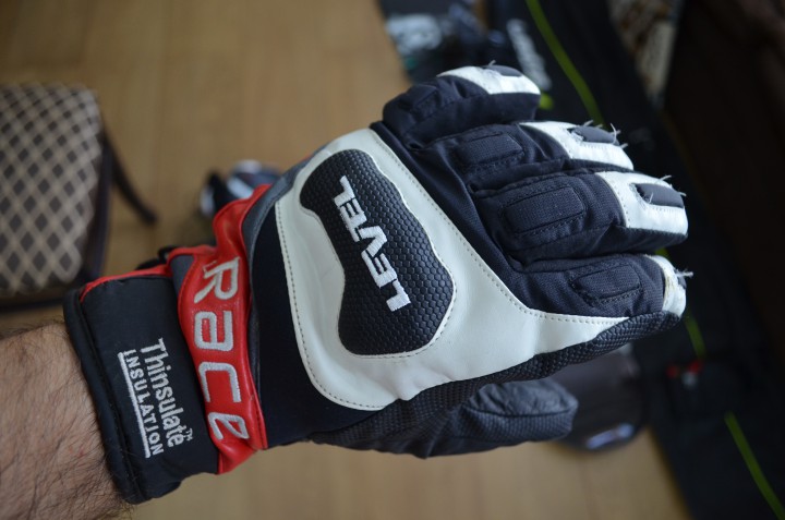 Сноуборд. Доска,Чехол,Крепеж,Боты,Шлем,Перчи