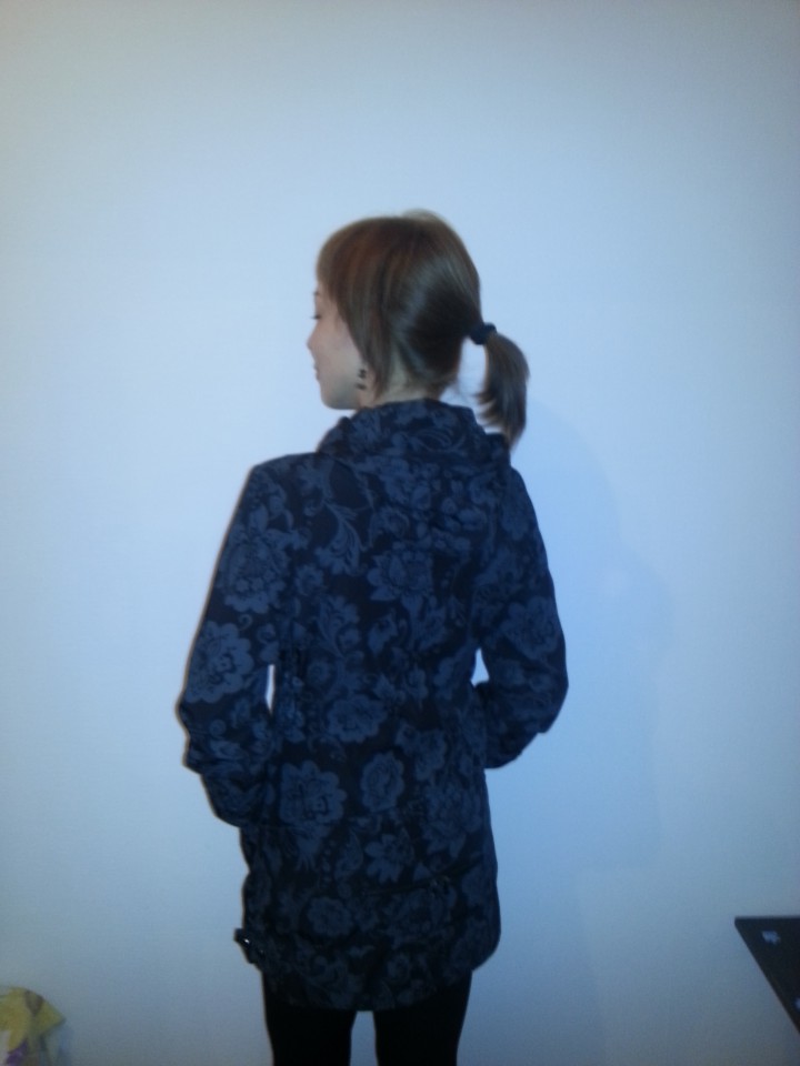 Продаётся новая женская осенняя куртка размер 44