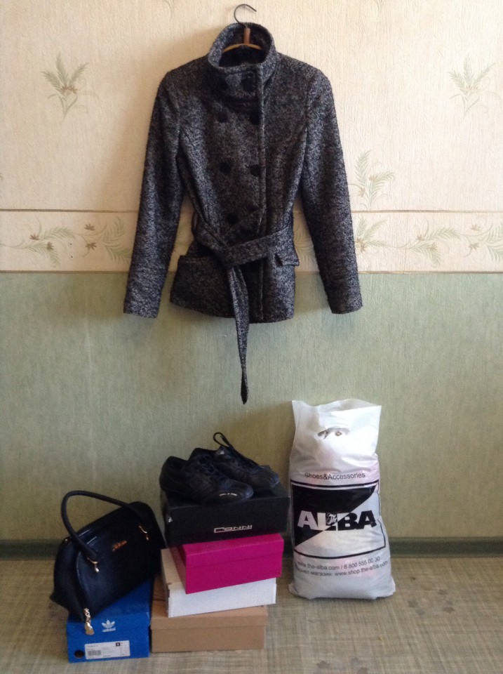 Отдам женские вещи 42 р-ра 