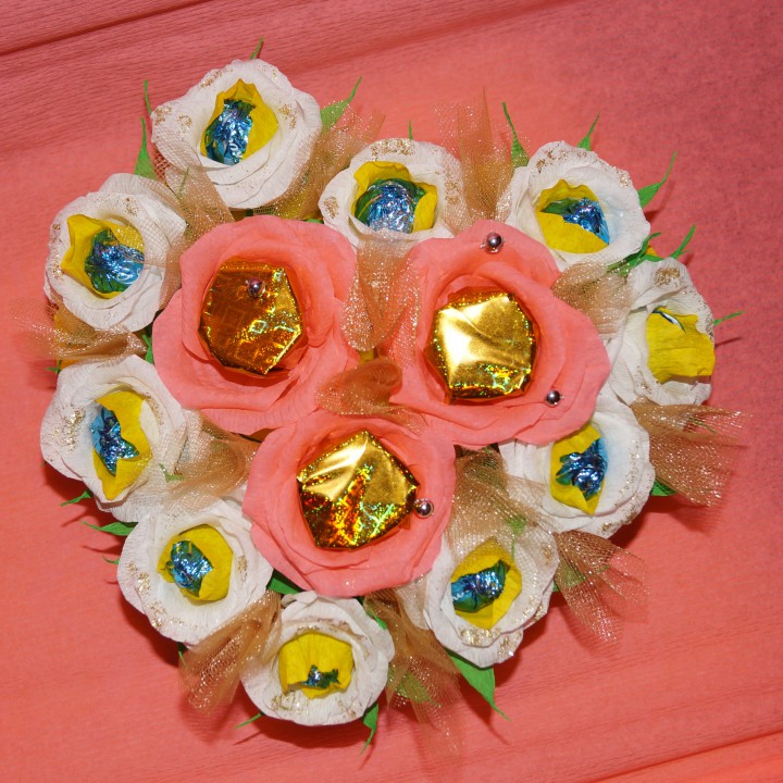 букеты и композиции из конфет