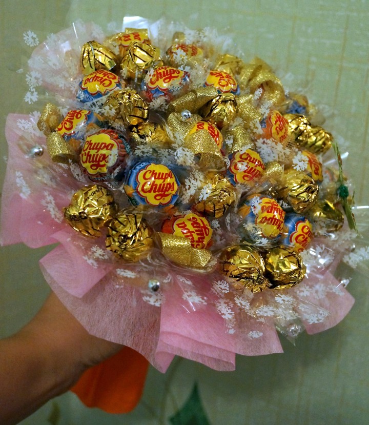 букеты и композиции из конфет