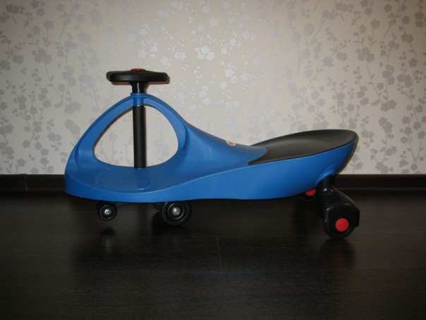 необычная машинка Бибикар