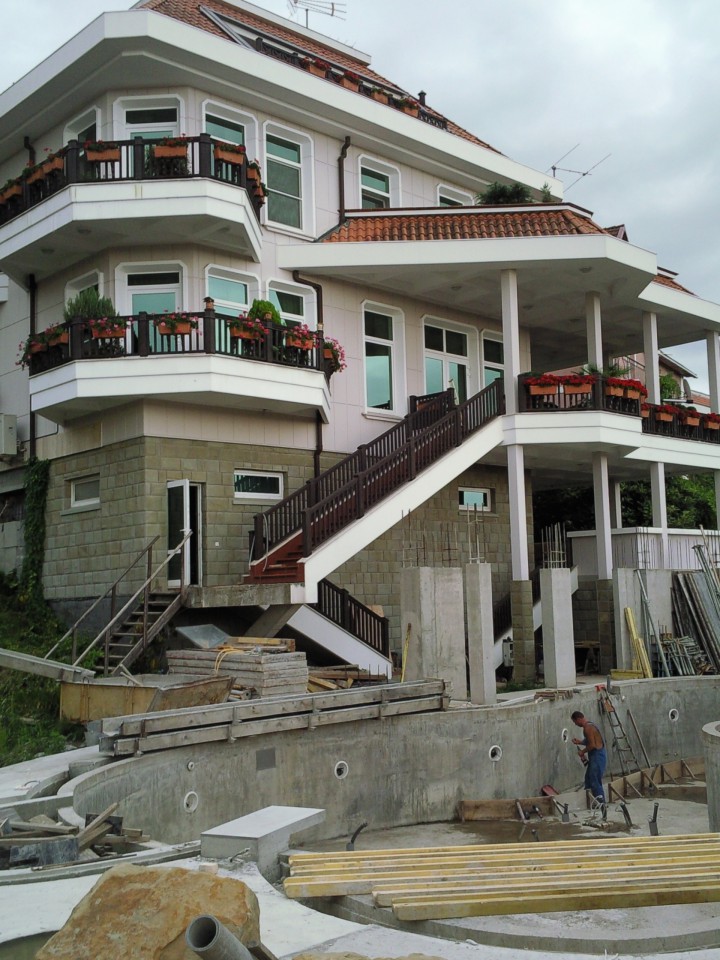 Эксклюзивные монолитные работы.