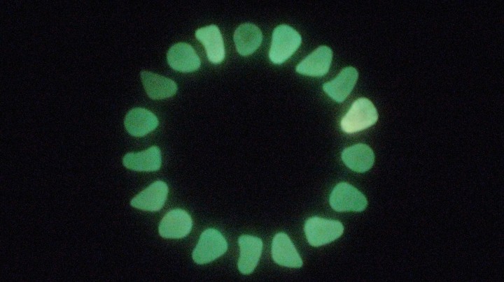 Камни светящиеся в темноте