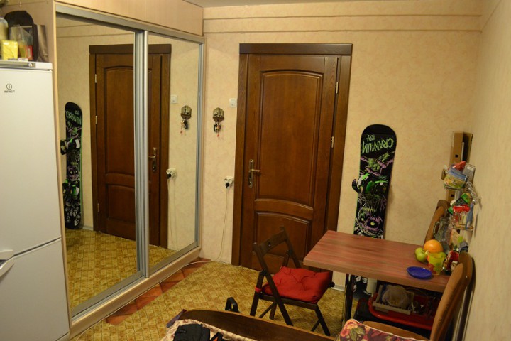 Продаю малосемейку