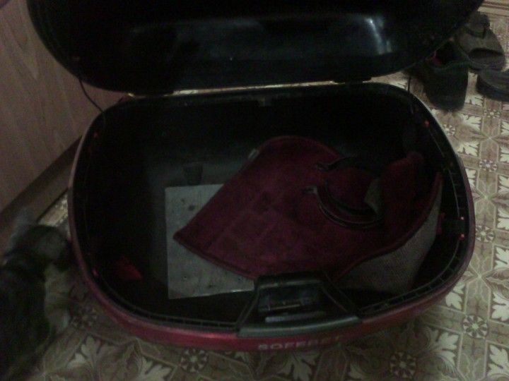 Продам кофр для мопеда или мотоцикла.