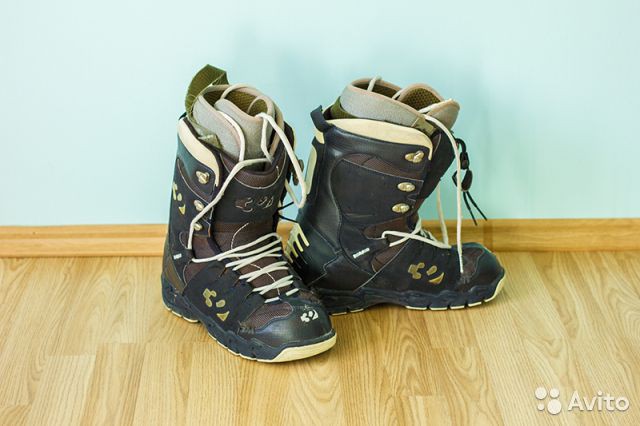 Продам сноуборд комплект