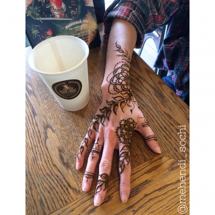 Роспись хной, свадебное мехенди, временные тату