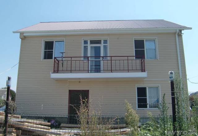 ПРОДАЕТСЯ ЧАСТНЫЙ ДОМ. г. СОЧИ, АДЛЕР, УЛ. ЧЕРНОВИЦКАЯ