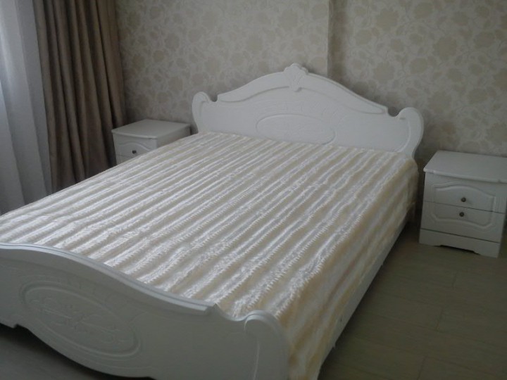 Сдается 1-комнатная квартира в новостройке с евроремонтом на пер