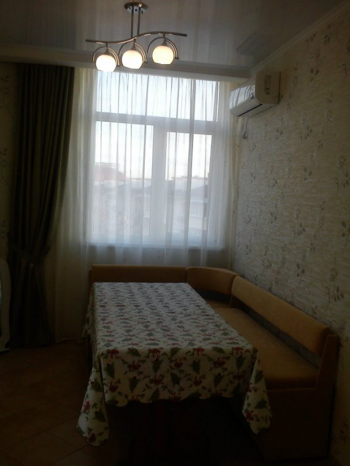 Сдается 1-комнатная квартира в новостройке с евроремонтом на пер